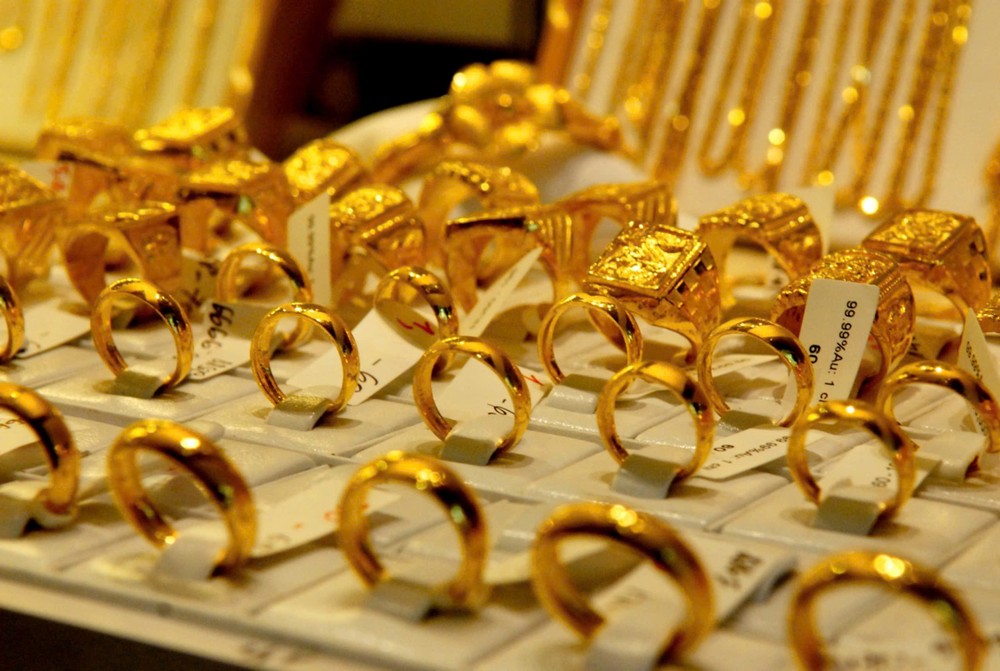 Giá vàng hôm nay 26/4: Vàng thế giới và trong nước cùng giảm - Ảnh 1