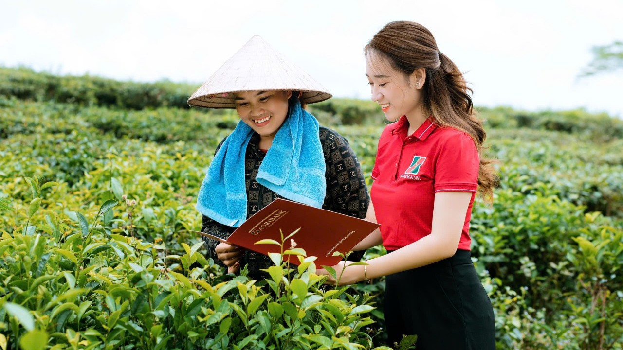 Agribank - Dấu ấn niềm tin trong dòng chảy 50 năm thống nhất đất nước