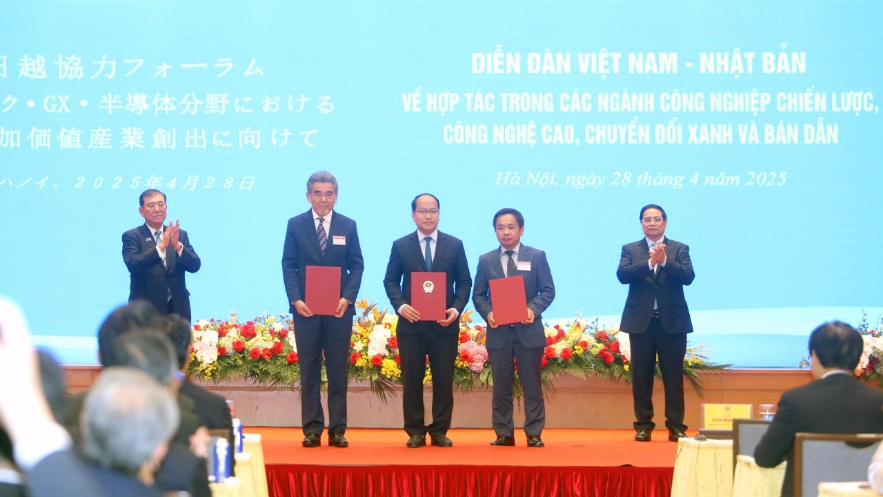 Diễn đàn doanh nghiệp Việt Nam - Nhật Bản: Thúc đẩy hợp tác ngành công nghệ cao, chuyển đổi xanh và bán dẫn