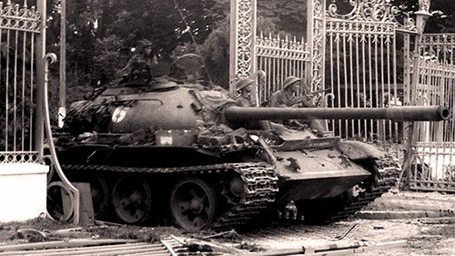 Bức ảnh lịch sử của phóng viên chiến trường Trần Mai Hưởng