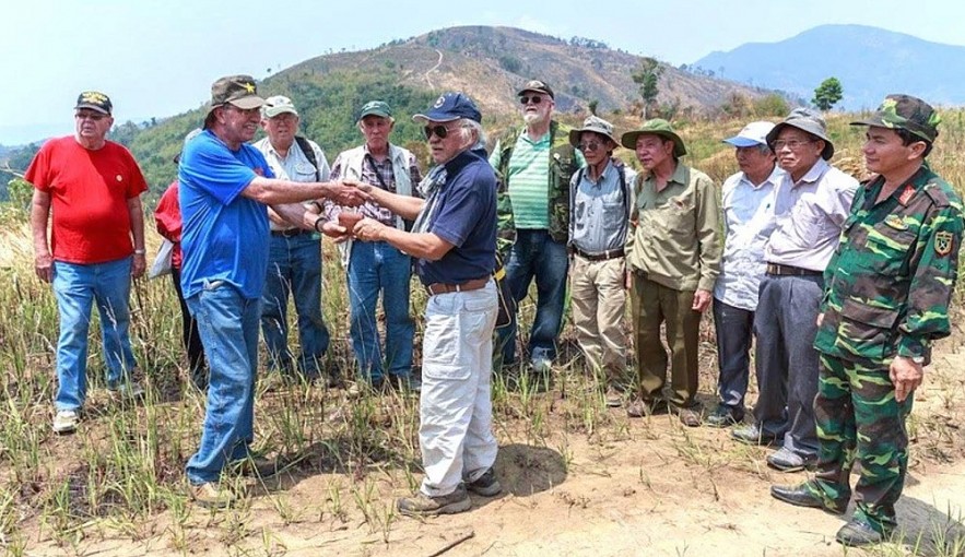 Một góc nhìn khác về cuộc chiến Một góc nhìn khác về cuộc chiến