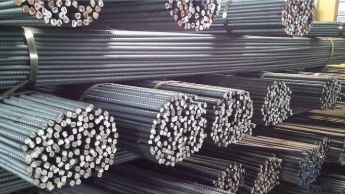 Ngày 30/4: Giá thép thanh Trung Quốc tiếp tục giảm, quặng sắt ngược chiều tăng