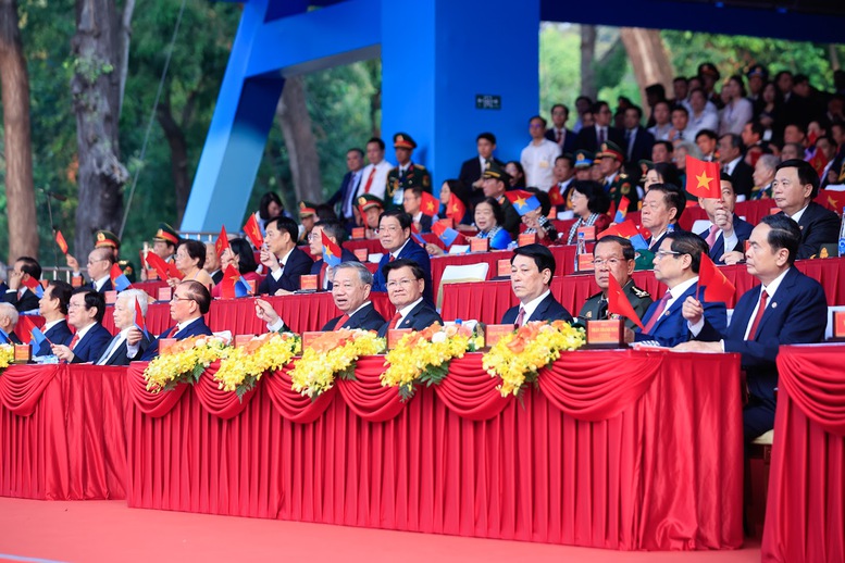 Diễn văn của Tổng Bí thư Tô Lâm tại Lễ kỷ niệm 50 năm Ngày Giải phóng miền nam, thống nhất đất nước- Ảnh 3. Diễn văn của Tổng Bí thư Tô Lâm tại Lễ kỷ niệm 50 năm Ngày Giải phóng miền nam, thống nhất đất nước- Ảnh 3.