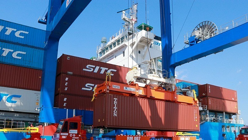 Viet Nam’s logistics sector sets for greening and digitising