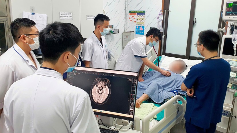 Ngày cuối kỳ nghỉ lễ, các cơ sở y tế đang điều trị cho hơn 243 nghìn người bệnh