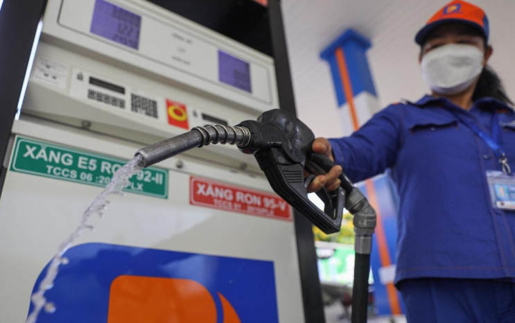 Ngày 5/5: Giá xăng dầu trong nước chiều nay dự báo có thể quay đầu giảm Ngày 5/5: Giá xăng dầu trong nước chiều nay dự báo có thể quay đầu giảm