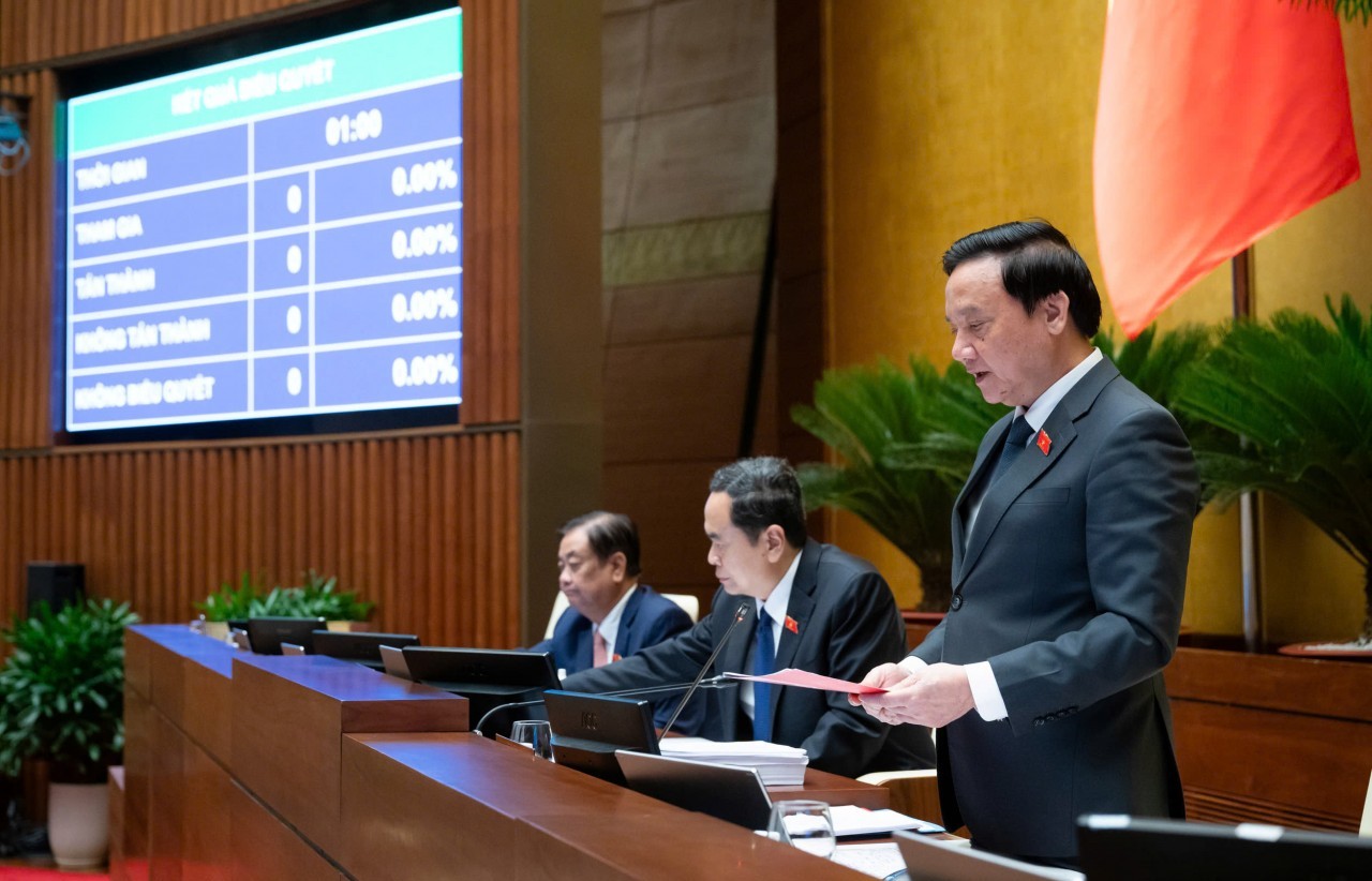 Quốc hội thông qua Nghị quyết về việc sửa đổi Hiến pháp