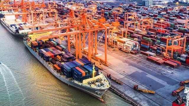 Củng cố chuỗi cung ứng trước thách thức thương mại toàn cầu