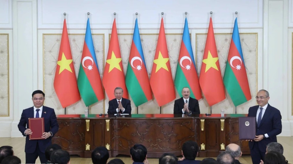 Việt Nam-Azerbaijan trao đổi nhiều văn kiện hợp tác trên các lĩnh vực