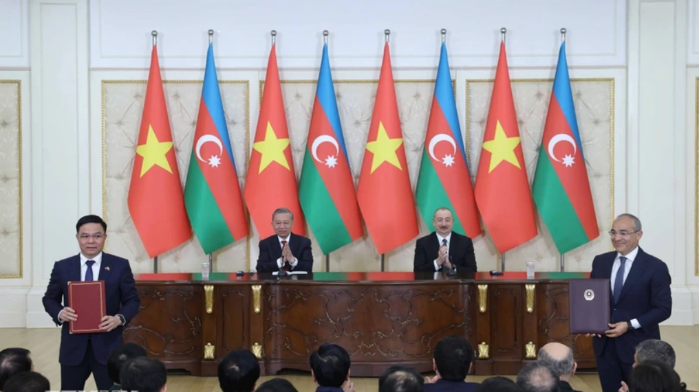 Việt Nam-Azerbaijan trao đổi nhiều văn kiện hợp tác trên các lĩnh vực