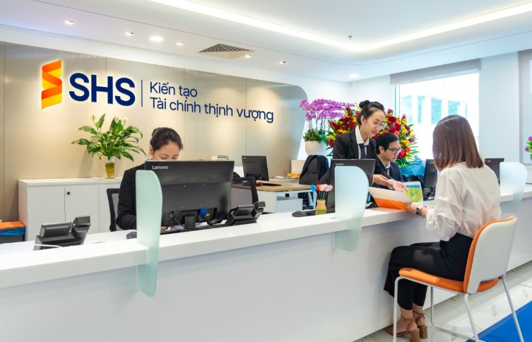 Vốn điều lệ SHS tiệm cận 9.000 tỷ đồng, lợi nhuận quý I giảm nhưng vẫn đạt hơn 20% kế hoạch năm