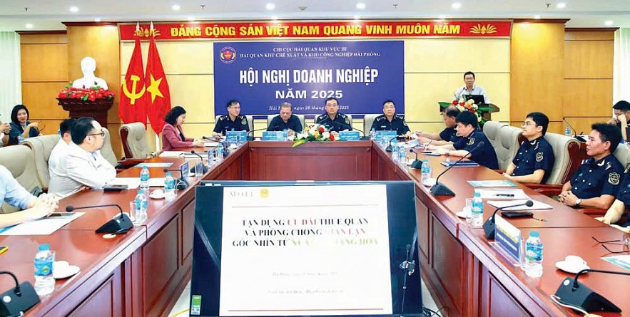 Hải quan khu vực III tăng thu ngân sách  hơn 41% nhờ tạo thuận lợi cho doanh nghiệp