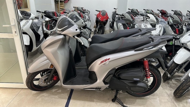 Giá xe Honda SH tháng 5/2025 tại đại lý giảm sâu chưa từng có