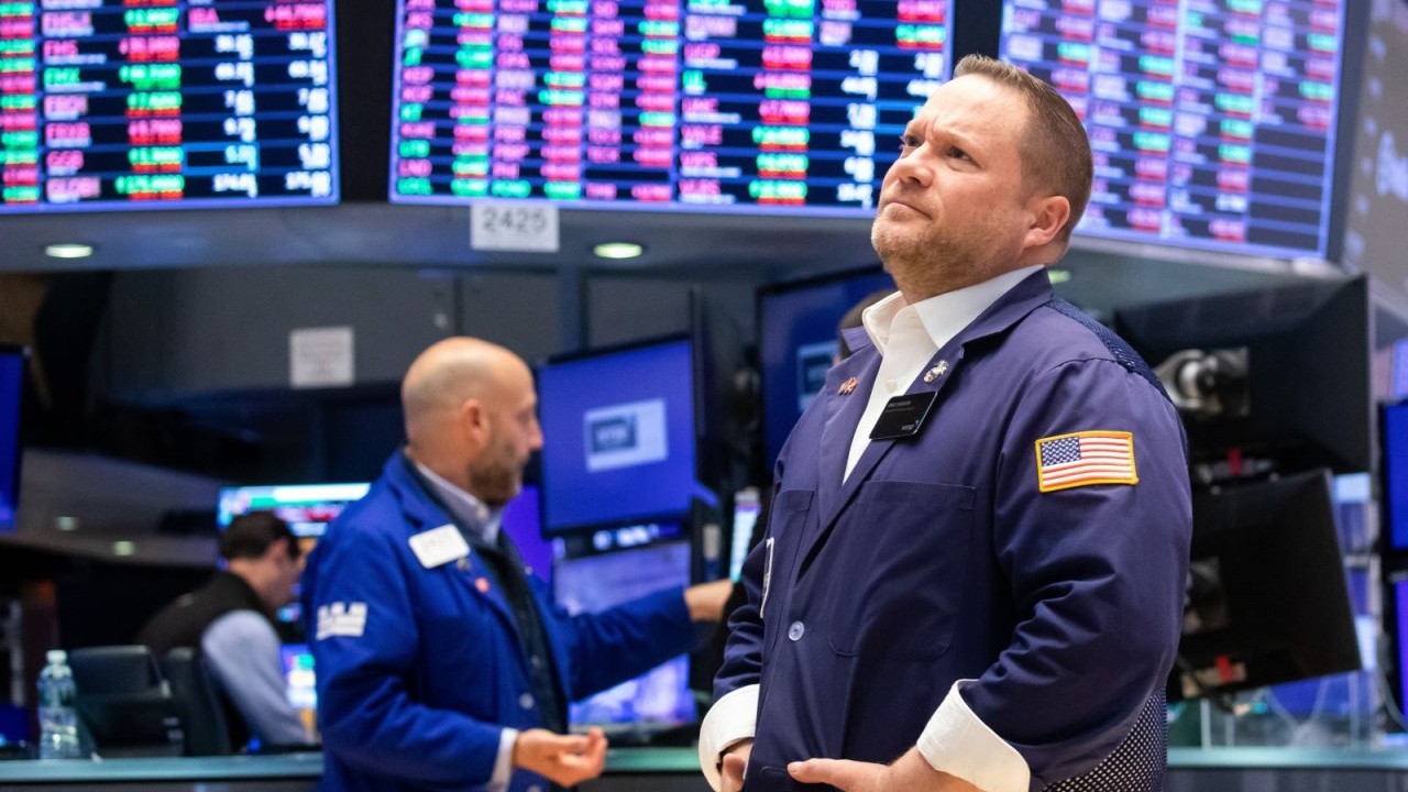 Chứng khoán Mỹ quay đầu giảm trong phiên giao dịch cuối tuần