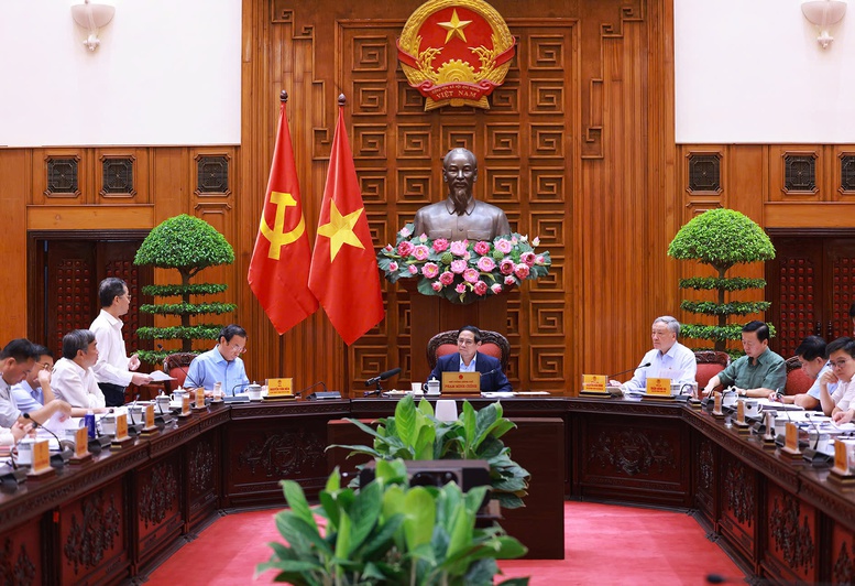 Thủ tướng: Trình Nghị quyết của Quốc hội về Trung tâm tài chính quốc tế ngay tại kỳ họp này- Ảnh 2.