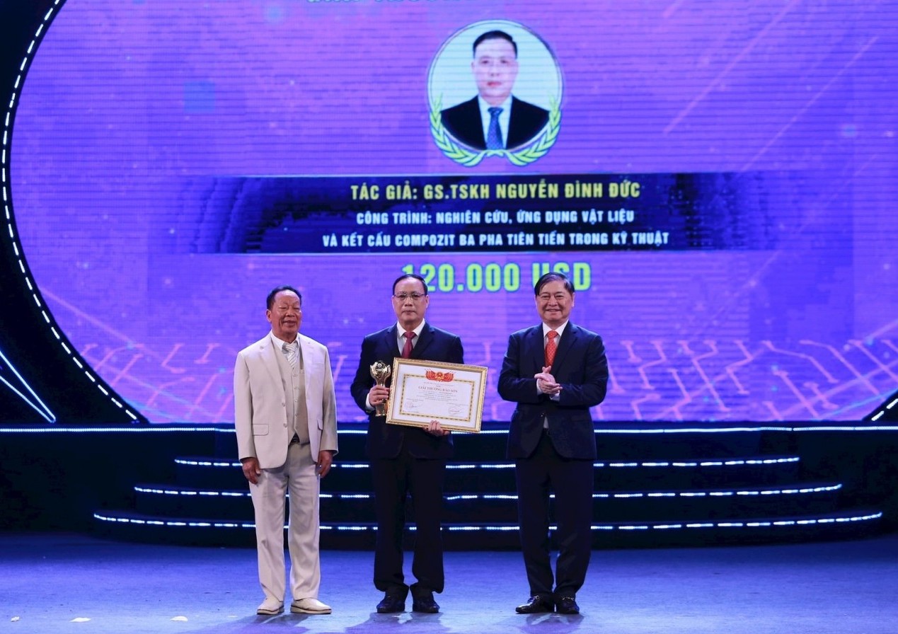 4 nhà khoa học được trao Giải thưởng Bảo Sơn 2024