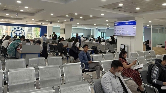 Hà Nội dừng nhận hồ sơ trực tiếp đối với thủ tục về đất đai