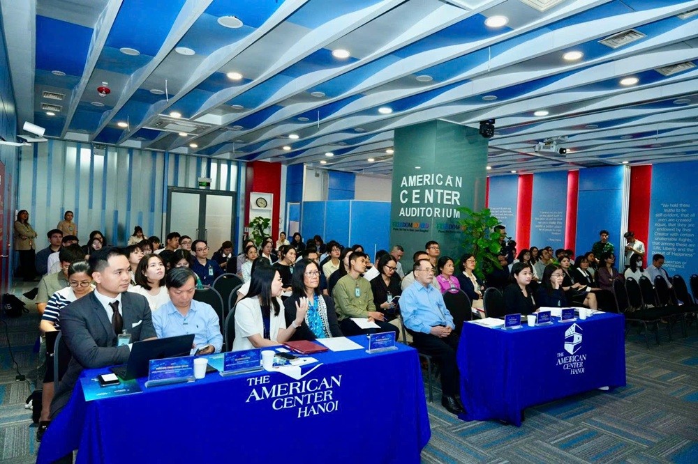 Tổ chức khoá học đầu tiên về đạo đức AI tại Việt Nam Tổ chức khoá học đầu tiên về đạo đức AI tại Việt Nam