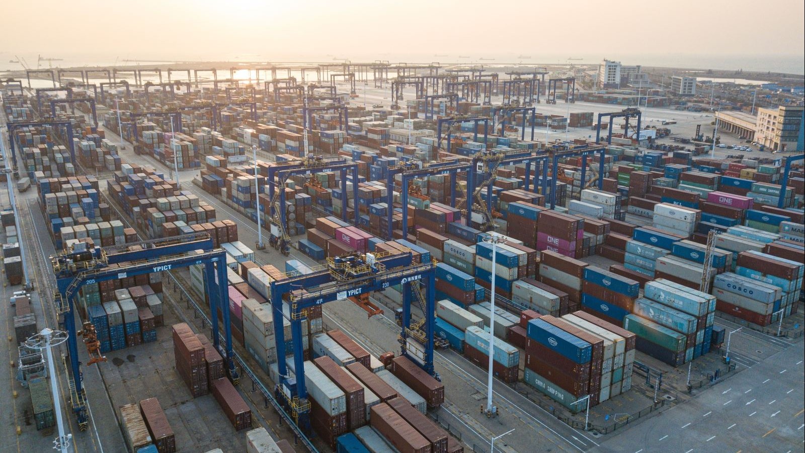 Bước ngoặt thương mại Mỹ - Trung: Không bên nào muốn 'tách rời'