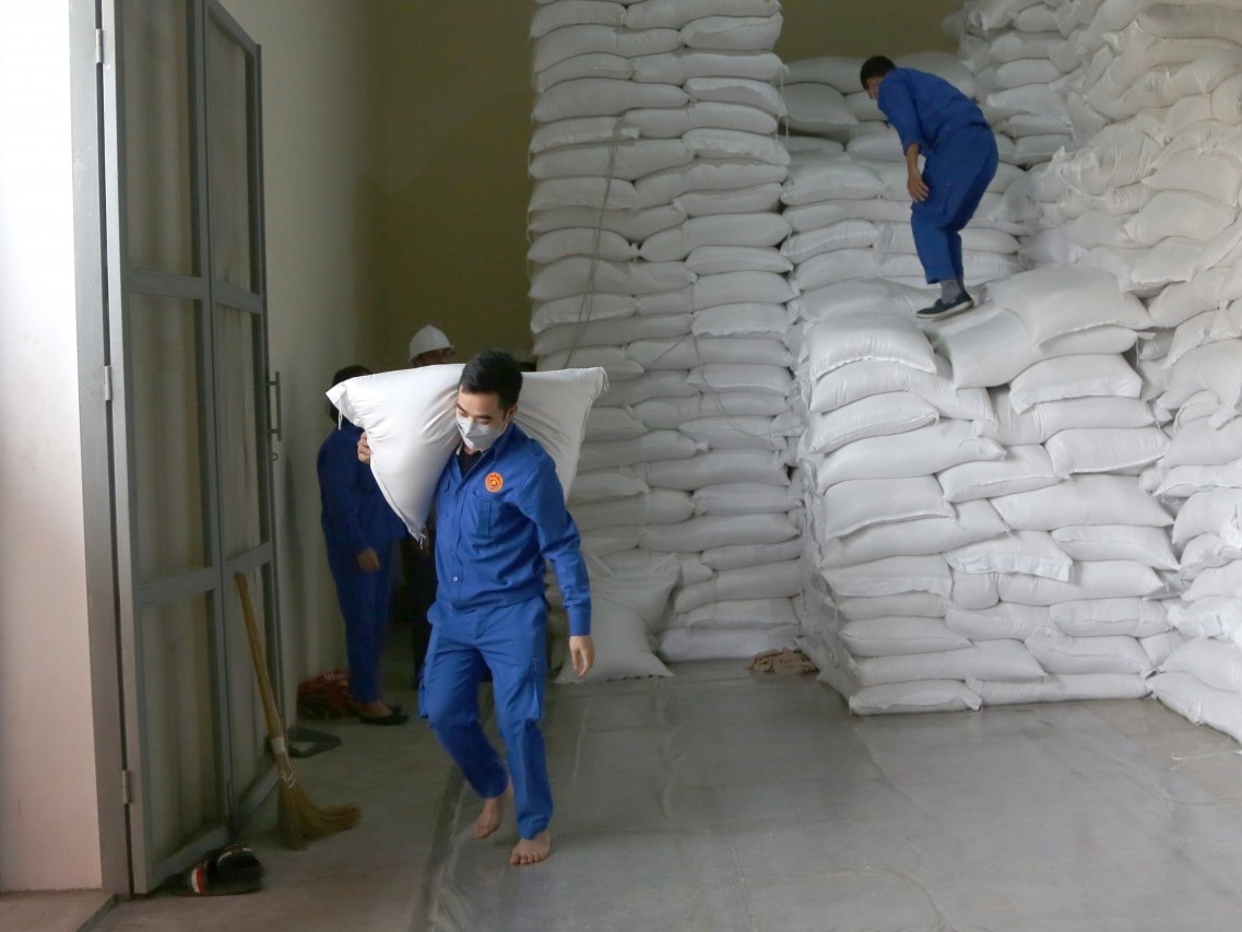 Xác định giá khởi điểm bán đấu giá lương thực dự trữ quốc gia