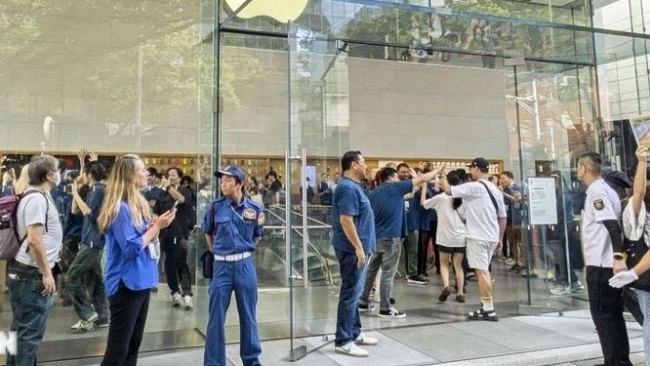 "Gã khổng lồ" Apple đang cân nhắc tăng giá iPhone mới