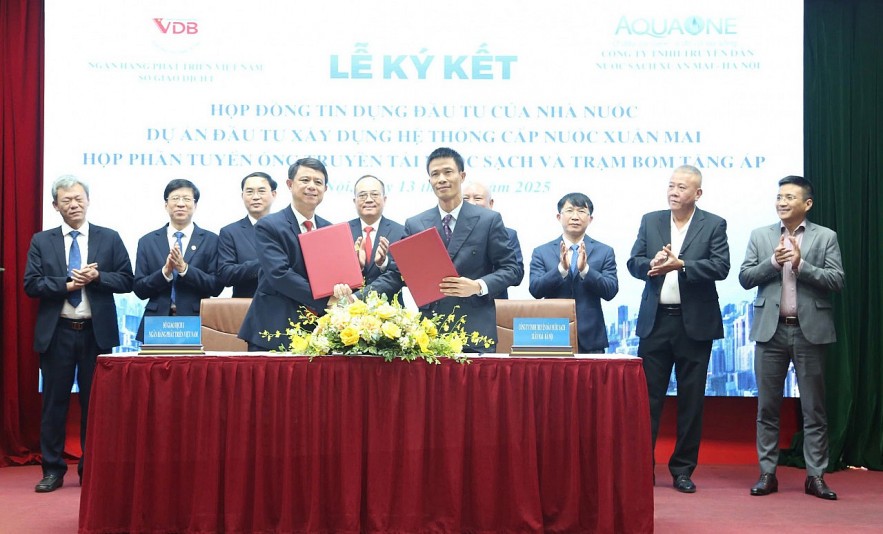 VDB ký kết thỏa thuận cung ứng vốn tín dụng đầu tư cho EVNNPT