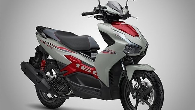 Giá xe Honda Air Blade 2025 tại đại lý ở mức cao kỷ lục