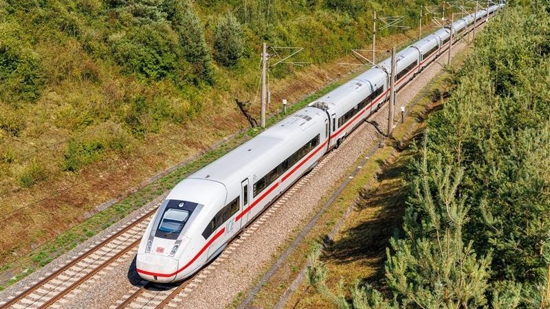 Công ty VinSpeed đăng ký đầu tư Dự án đường sắt cao tốc Bắc - Nam