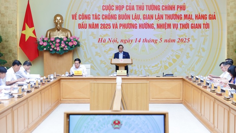 Thủ tướng: Lập tổ công tác đặc biệt, mở đợt cao điểm truy quét buôn lậu, hàng giả