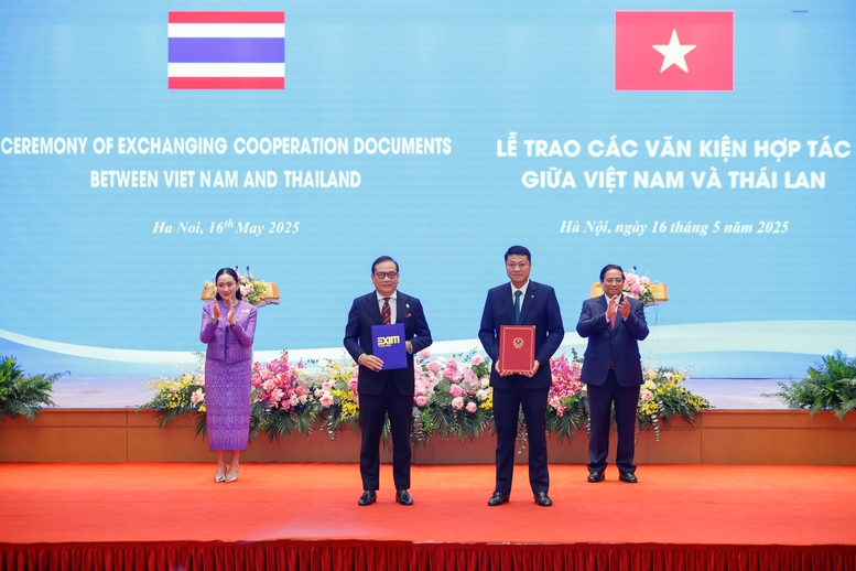 Việt Nam Thái Lan trao nhiều văn kiện hợp tác quan trọng- Ảnh 7. Việt Nam Thái Lan trao nhiều văn kiện hợp tác quan trọng- Ảnh 7.