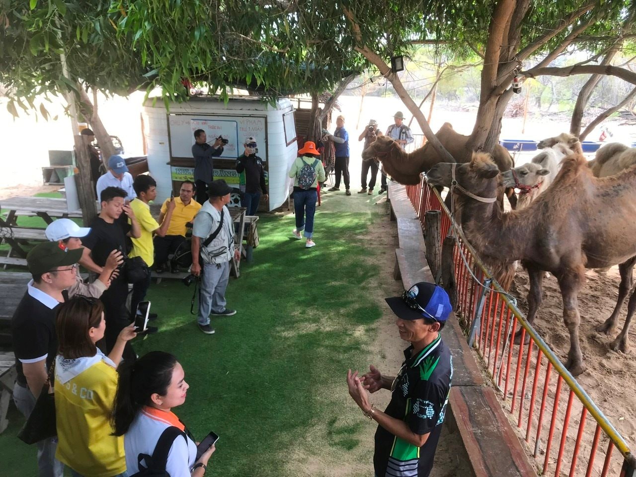 Khu du lịch Bàu Trắng - Tiềm năng và cơ hội cho du lịch Bình Thuận cất cánh Khu du lịch Bàu Trắng - Tiềm năng và cơ hội cho du lịch Bình Thuận cất cánh