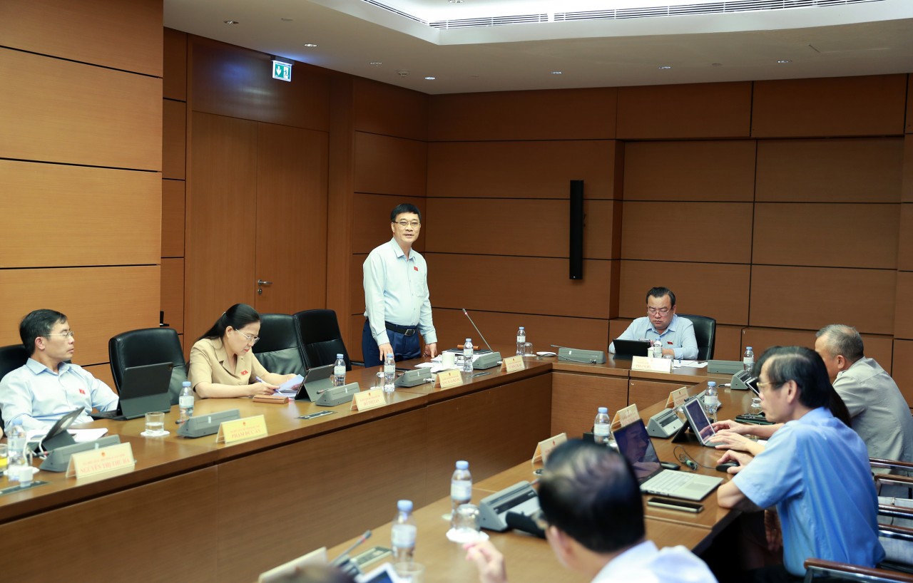 Đổi mới cơ chế phân chia ngân sách, tăng tính chủ động của địa phương