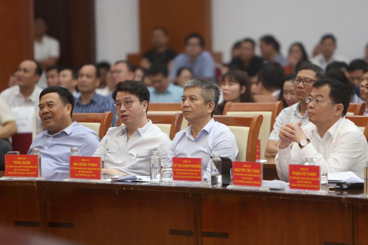 Đảng ủy Bộ Tài chính dự Hội nghị toàn quốc quán triệt, triển khai Nghị quyết số 66 và Nghị quyết số 68 Đảng ủy Bộ Tài chính dự Hội nghị toàn quốc quán triệt, triển khai Nghị quyết số 66 và Nghị quyết số 68