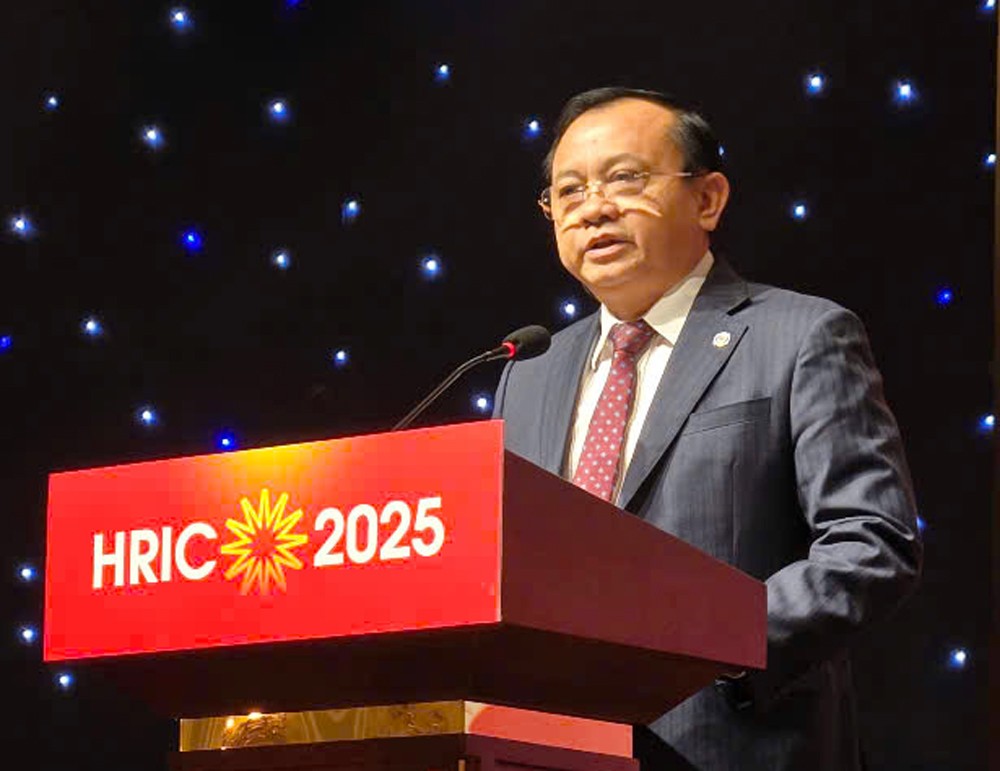 Đổi mới, hoàn thiện thể chế, khơi thông nguồn lực phát triển cho doanh nghiệp bảo hiểm Tạo dựng niềm tin, thống nhất tầm nhìn và chia sẻ trách nhiệm để phát triển thị trường bảo hiểm bền vững