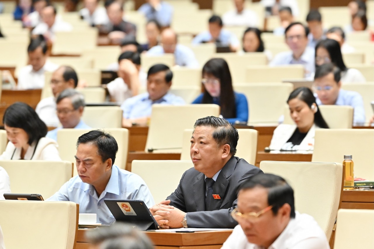 Tháo bỏ nhiều quy định, thủ tục để thúc đẩy dòng chảy vốn đầu tư