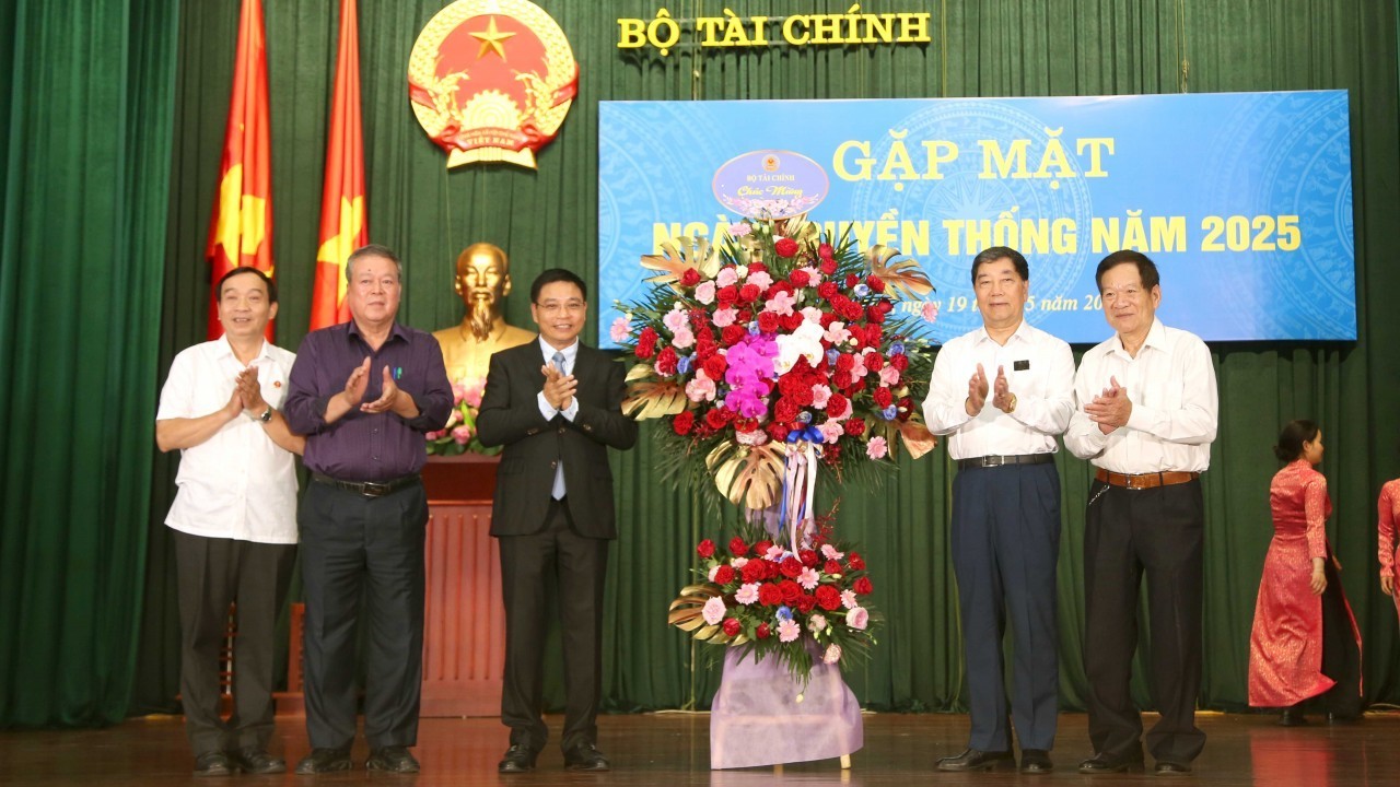 Ban liên lạc hưu trí Bộ Tài chính tổ chức gặp mặt Ngày truyền thống năm 2025