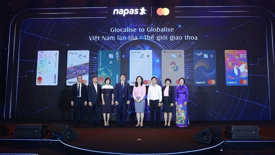 Thẻ đồng thương hiệu Agribank Napas - Mastercard: Tăng trải nghiệm thanh toán một chạm, kết nối toàn cầu Thẻ đồng thương hiệu Agribank Napas - Mastercard: Tăng trải nghiệm thanh toán một chạm, kết nối toàn cầu