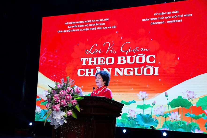 Lắng sâu lời Ví, Giặm theo bước chân Người