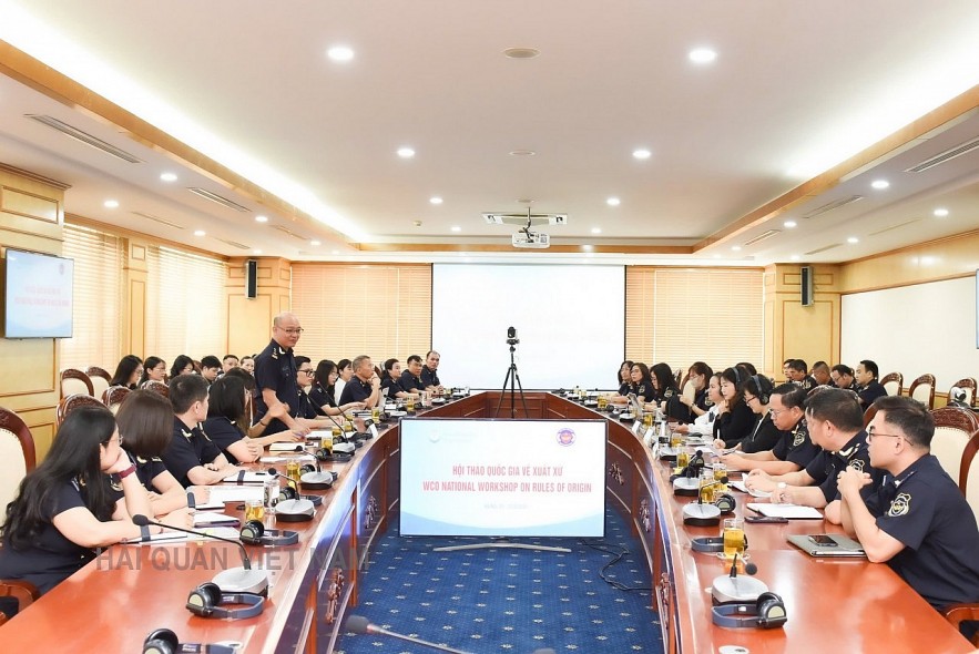 undefined Nâng cao năng lực hải quan trong bối cảnh hội nhập quốc tế