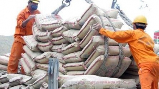 Giảm thuế xuất khẩu clanhke xi măng xuống 5%