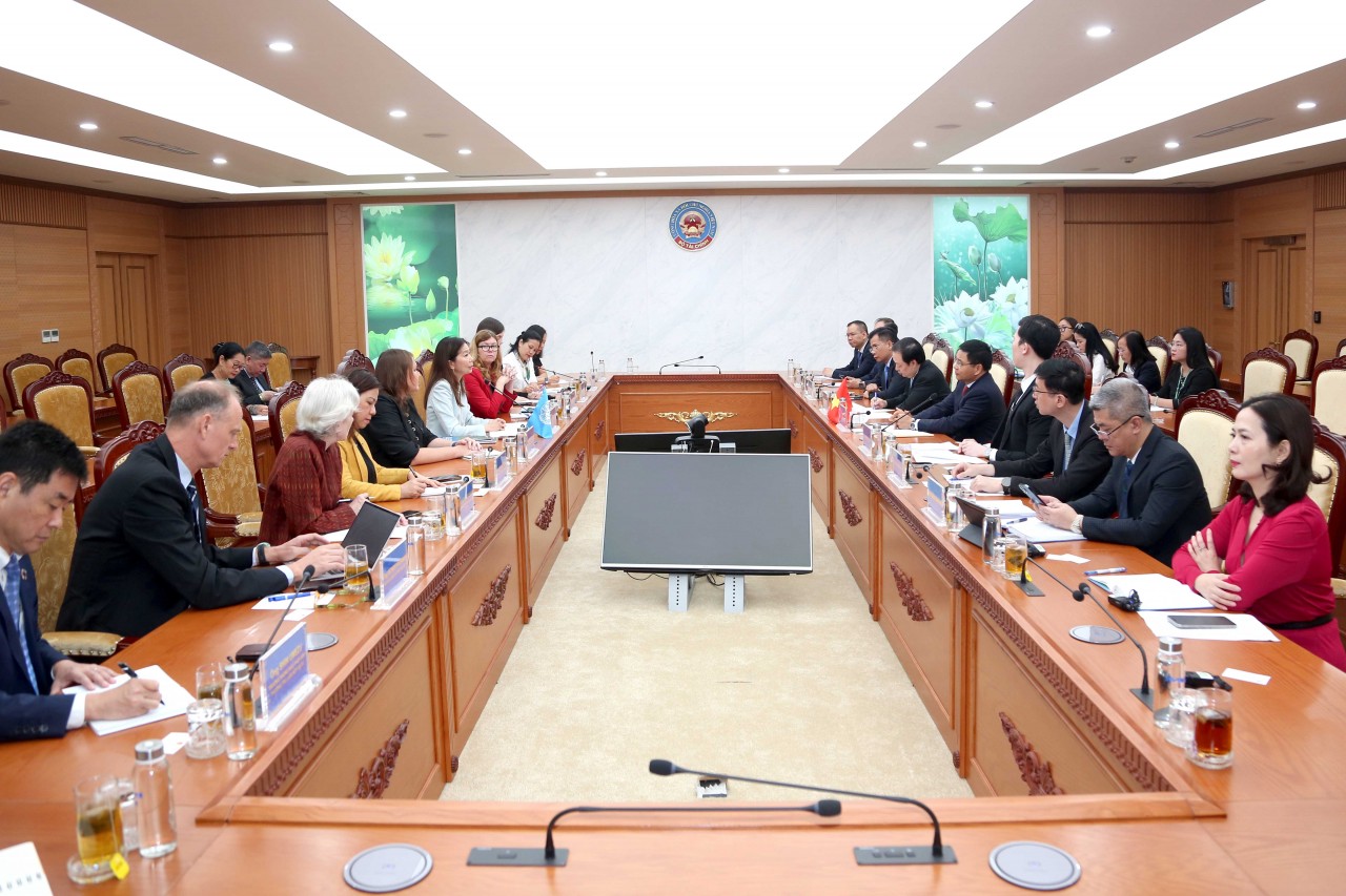 Bộ trưởng Nguyễn Văn Thắng tiếp Điều phối viên Liên Hợp quốc tại Việt Nam Bộ trưởng Nguyễn Văn Thắng tiếp Điều phối viên Liên Hợp quốc tại Việt Nam