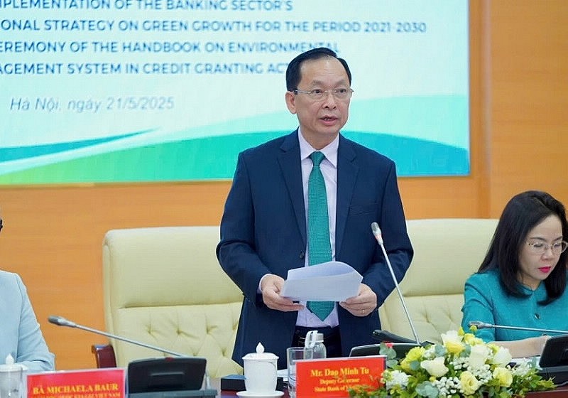 Tín dụng xanh tăng 21%/năm nhưng nhiều ngân hàng vẫn đứng ngoài cuộc Tín dụng xanh tăng 21%/năm nhưng nhiều ngân hàng vẫn đứng ngoài cuộc