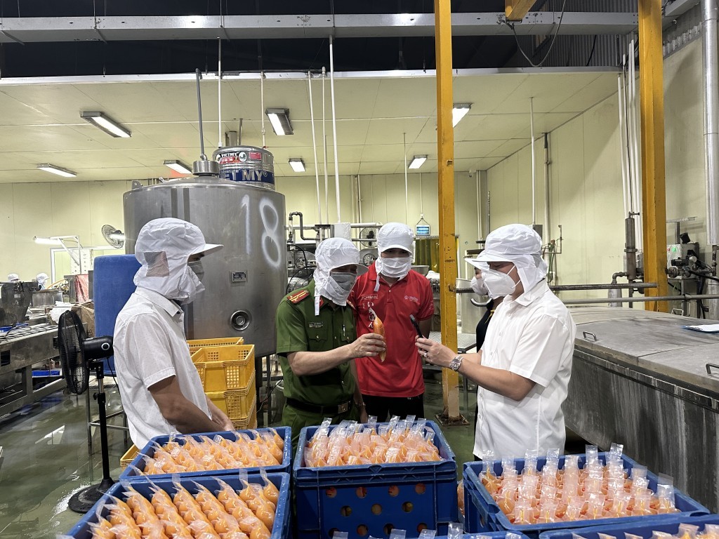 Bộ Nông nghiệp và Môi trường ban hành kế hoạch cao điểm ngăn chặn, đẩy lùi tình trạng hàng giả, hàng kém chất lượng