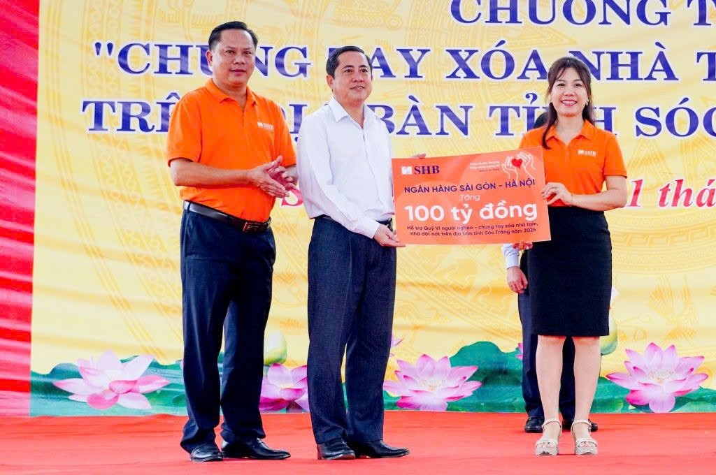 Vốn hóa SHB vượt 2 tỷ USD, nền tảng tài chính vững mạnh, không ngừng bứt phá