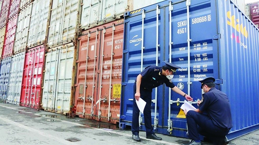 Xuất nhập khẩu hàng hóa đạt hơn 313 tỷ USD, tăng 15,3% so với cùng kỳ