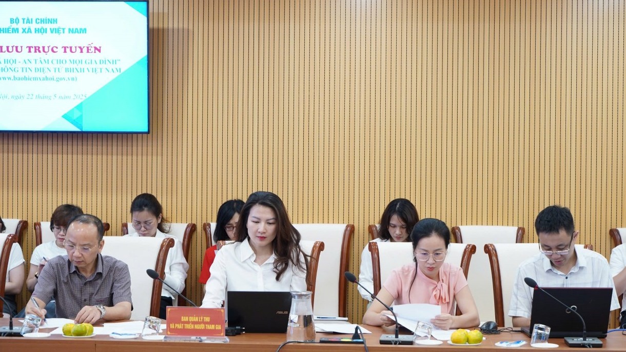 Người dân và doanh nghiệp rất quan tâm tới chính sách bảo hiểm xã hội