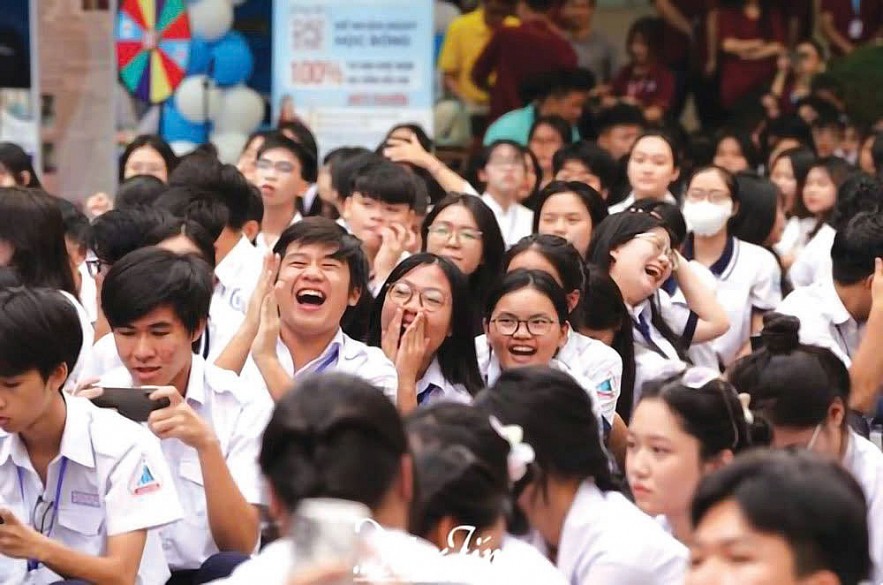 Chính sách miễn học phí thể hiện tính nhân văn, ưu việt của chế độ