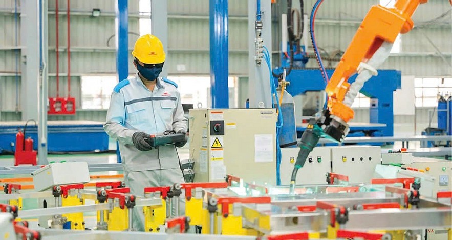 Kiên định 2 động lực cải cách thể chế sâu rộng và chuyển đổi phát triển xanh