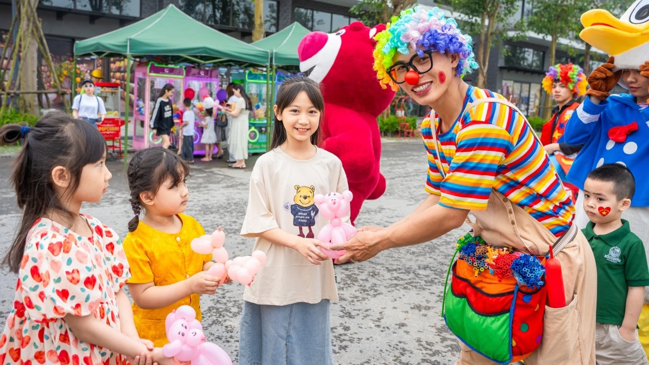 Sống lại tuổi thơ cùng “Lễ hội mùa hè Eco Central Park 2025”
