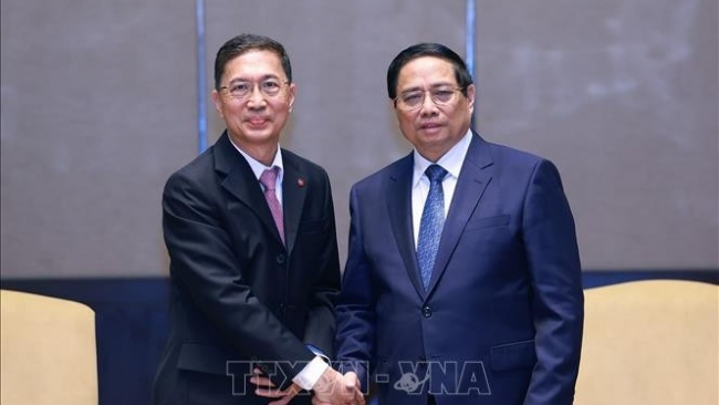 Thủ tướng Phạm Minh Chính làm việc với các doanh nghiệp hàng đầu Malaysia